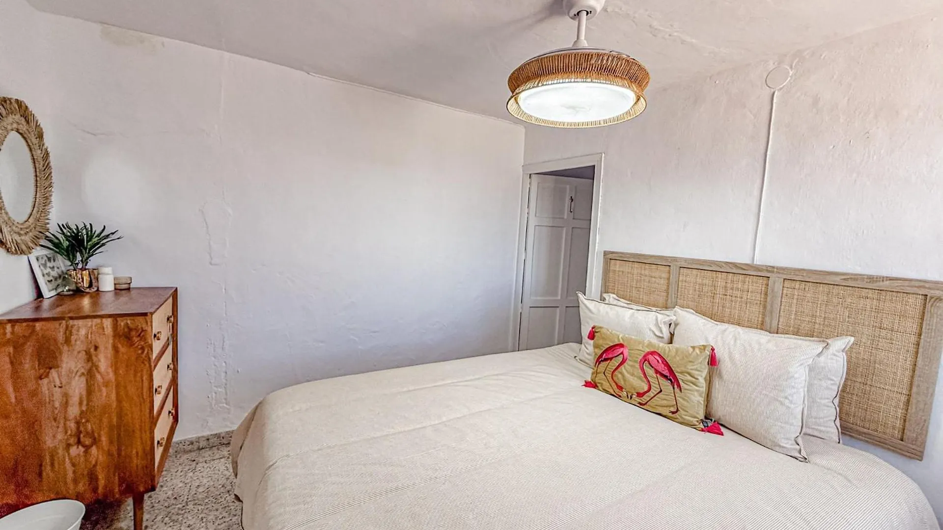 Holiday home 2 Bedroom House With Roof Terrace In The Beautiful Village Of Frigiliana Spain